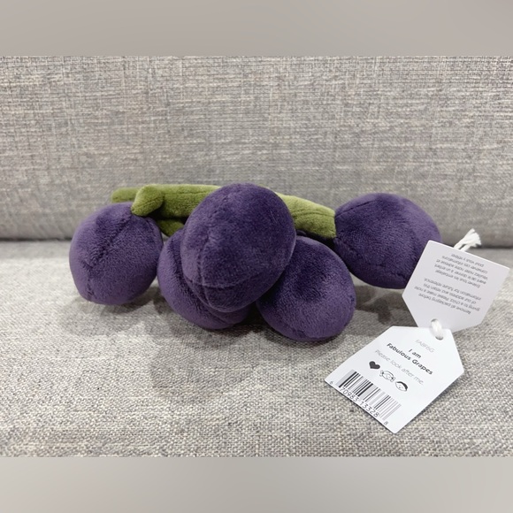 Jellycat Fabulous Fruit Grapes Brand New with Tags (BNWT) - Picture 2 of 4